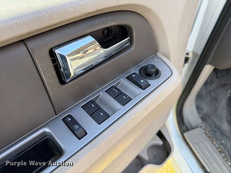 image for item FT6231 2008 Ford Expedition SUV