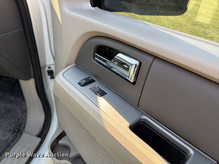 image for item FT6231 2008 Ford Expedition SUV