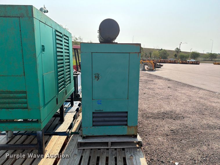 image for item FT6502 Onan 60ENA generator