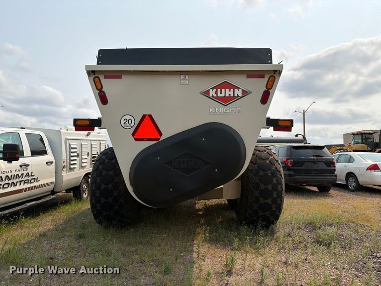 image for item FT6505 Kuhn SLC141T manure spreader