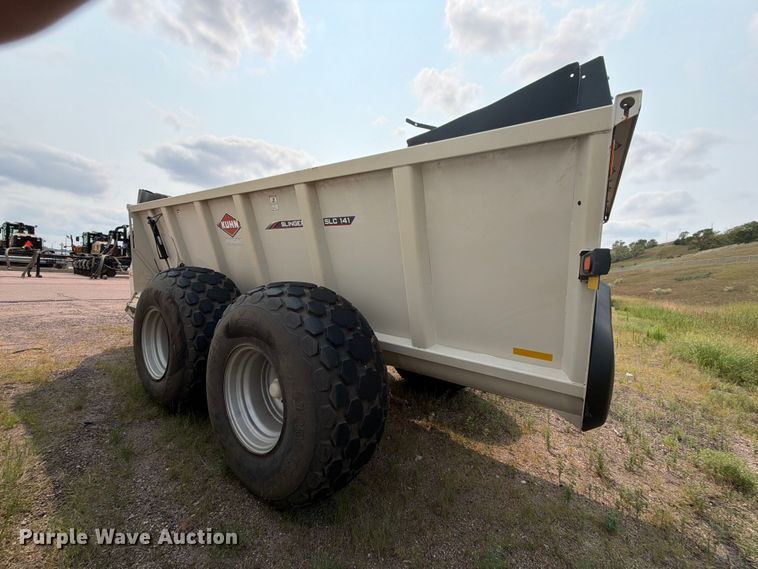image for item FT6505 Kuhn SLC141T manure spreader