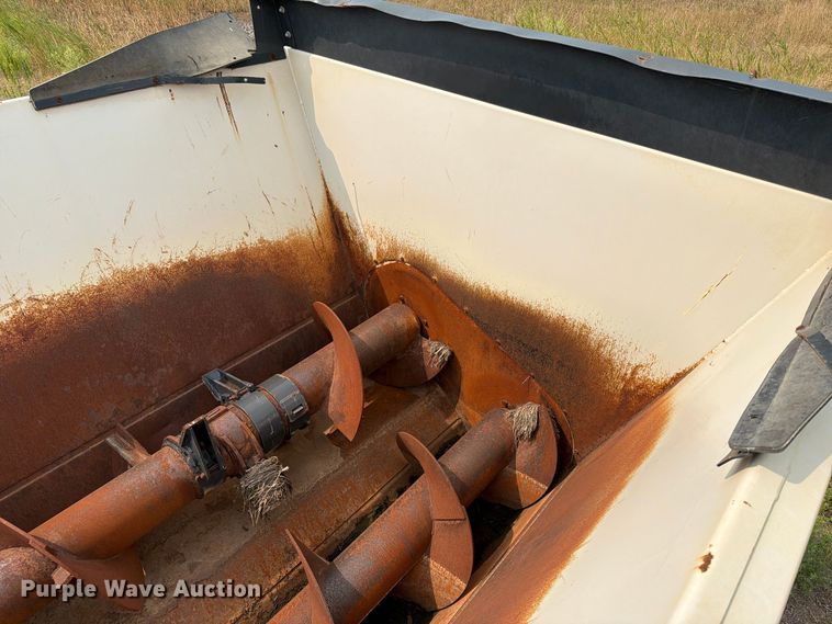 image for item FT6505 Kuhn SLC141T manure spreader