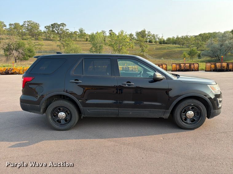 image for item FT6506 2017 Ford Explorer Police Interceptor SUV