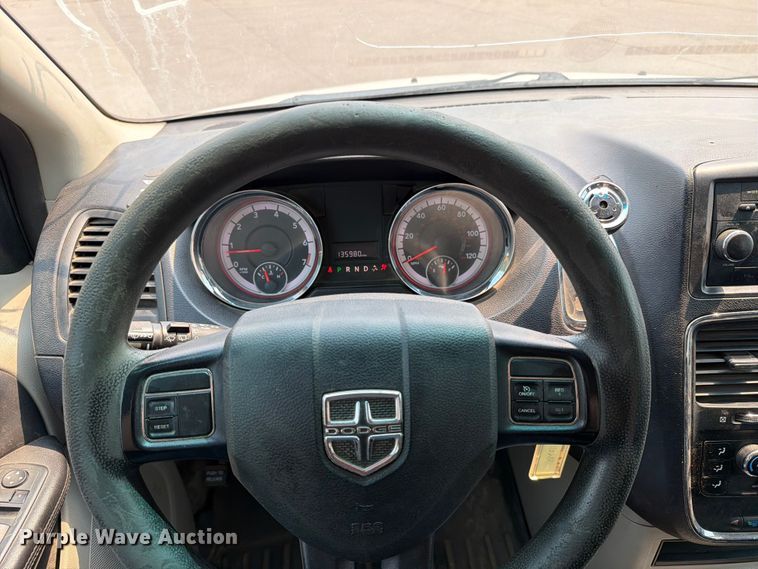 image for item FT6511 2013 Dodge Grand Caravan van
