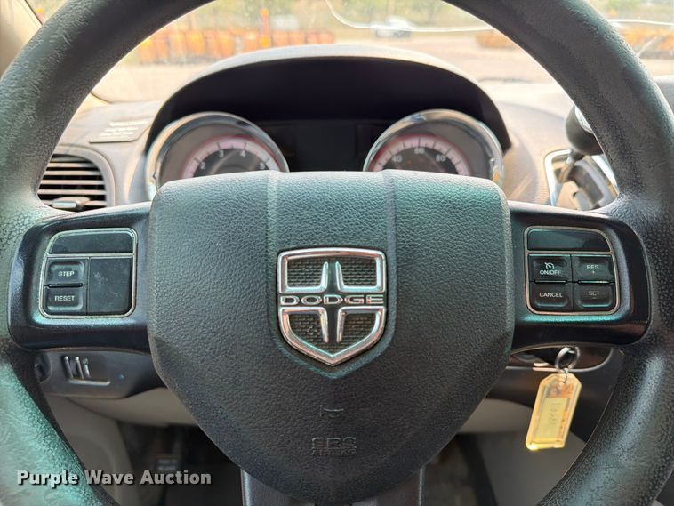 image for item FT6511 2013 Dodge Grand Caravan van