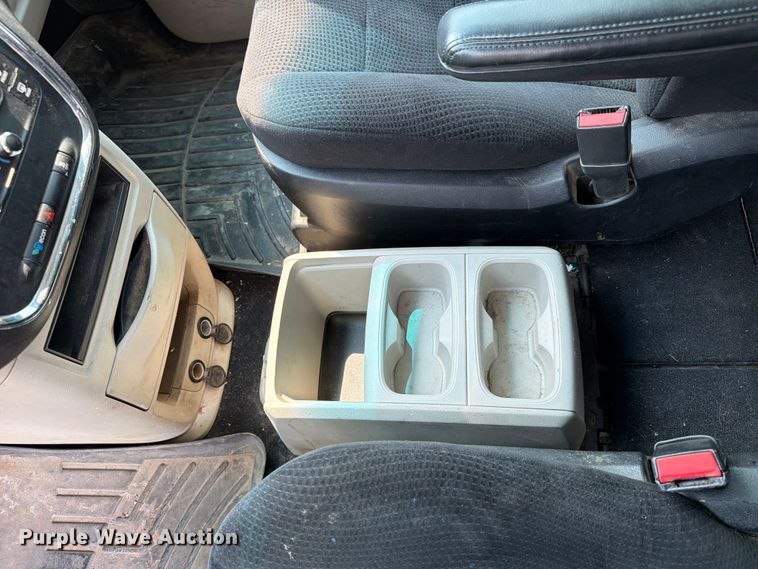 image for item FT6511 2013 Dodge Grand Caravan van