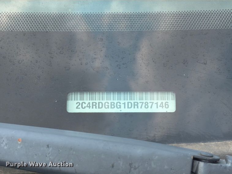 image for item FT6511 2013 Dodge Grand Caravan van