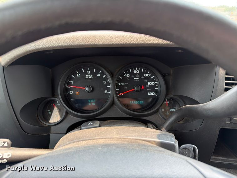 image for item FT6512 2011 Chevrolet Silverado 1500 Ext. Cab pickup truck