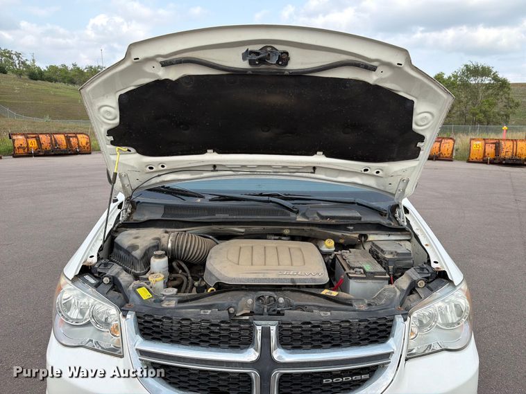 image for item FT6515 2011 Dodge Grand Caravan van
