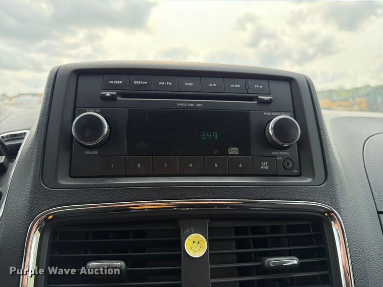 image for item FT6515 2011 Dodge Grand Caravan van