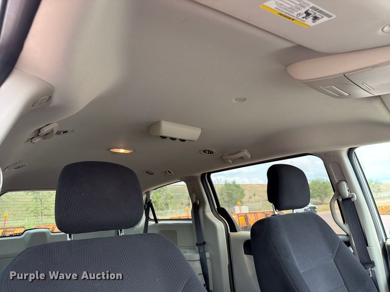 image for item FT6515 2011 Dodge Grand Caravan van