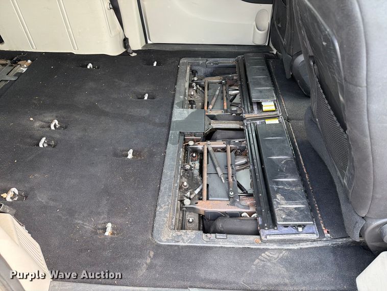 image for item FT6515 2011 Dodge Grand Caravan van
