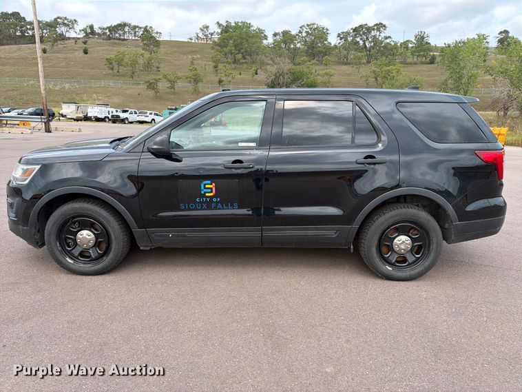 image for item FT6517 2016 Ford Explorer 