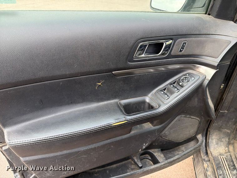 image for item FT6517 2016 Ford Explorer 