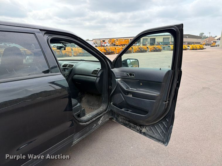 image for item FT6517 2016 Ford Explorer 