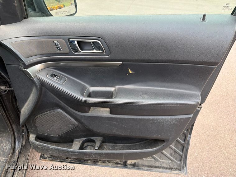 image for item FT6517 2016 Ford Explorer 