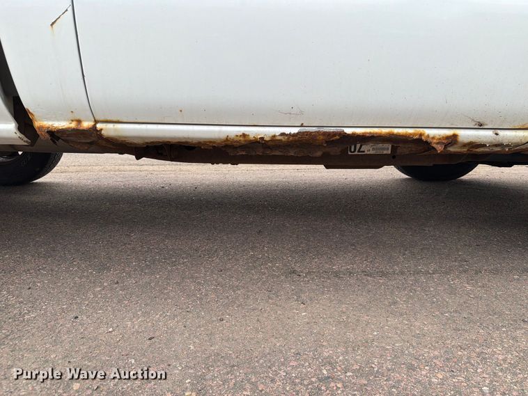 image for item FT6518 2003 Chevrolet Silverado 1500 pickup truck