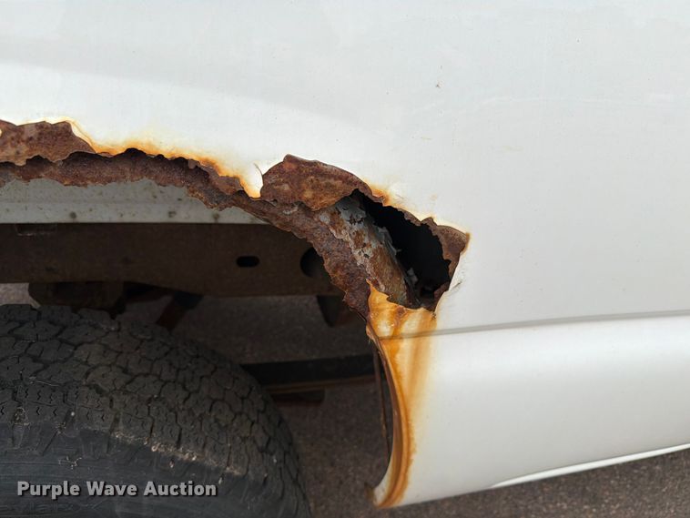 image for item FT6518 2003 Chevrolet Silverado 1500 pickup truck