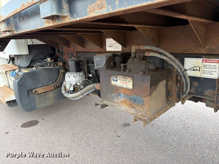 image for item FT6522 2011 Freightliner Business Class M2 dump truck