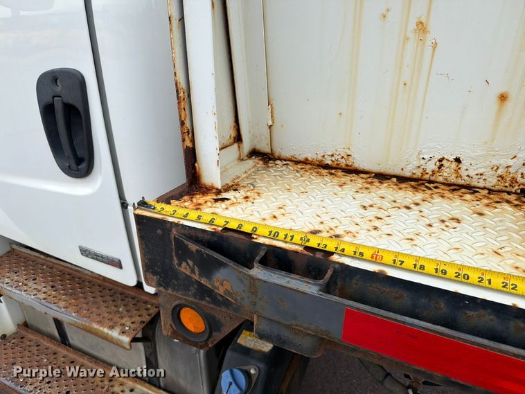 image for item FT6522 2011 Freightliner Business Class M2 dump truck