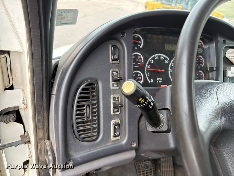 image for item FT6522 2011 Freightliner Business Class M2 dump truck