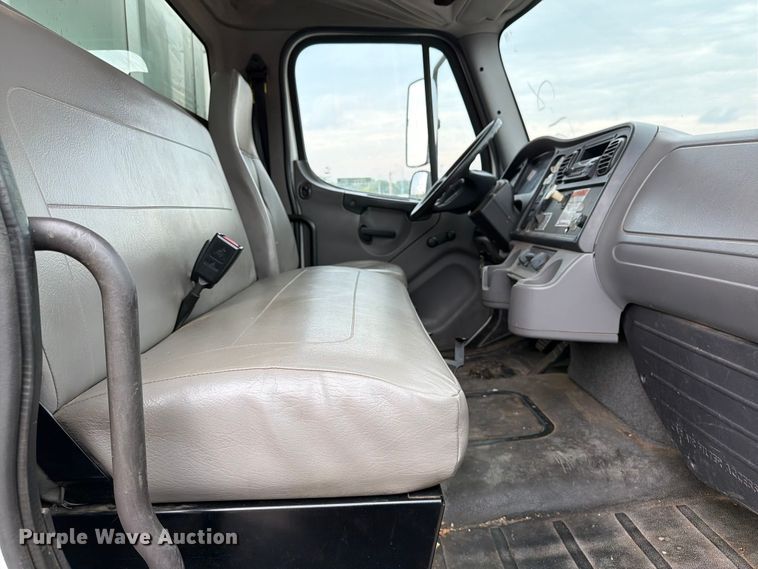 image for item FT6522 2011 Freightliner Business Class M2 dump truck