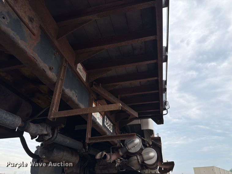 image for item FT6522 2011 Freightliner Business Class M2 dump truck