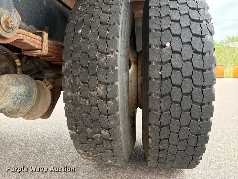 image for item FT6522 2011 Freightliner Business Class M2 dump truck