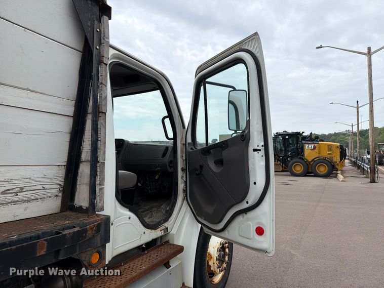 image for item FT6523 2012 Freightliner M2 dump truck