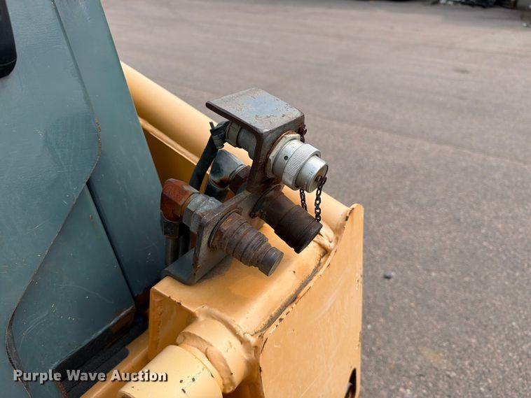 image for item FT6524 2007 Mustang 2041 skid steer loader