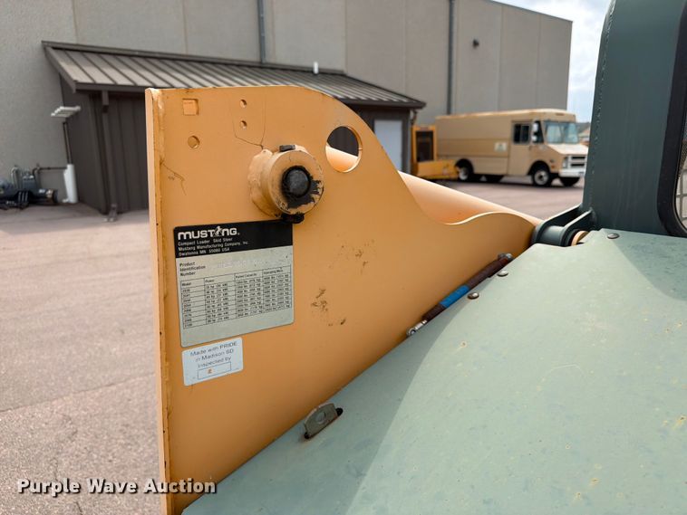 image for item FT6524 2007 Mustang 2041 skid steer loader