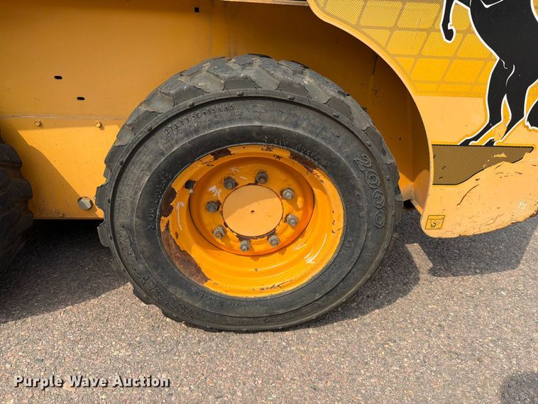 image for item FT6524 2007 Mustang 2041 skid steer loader