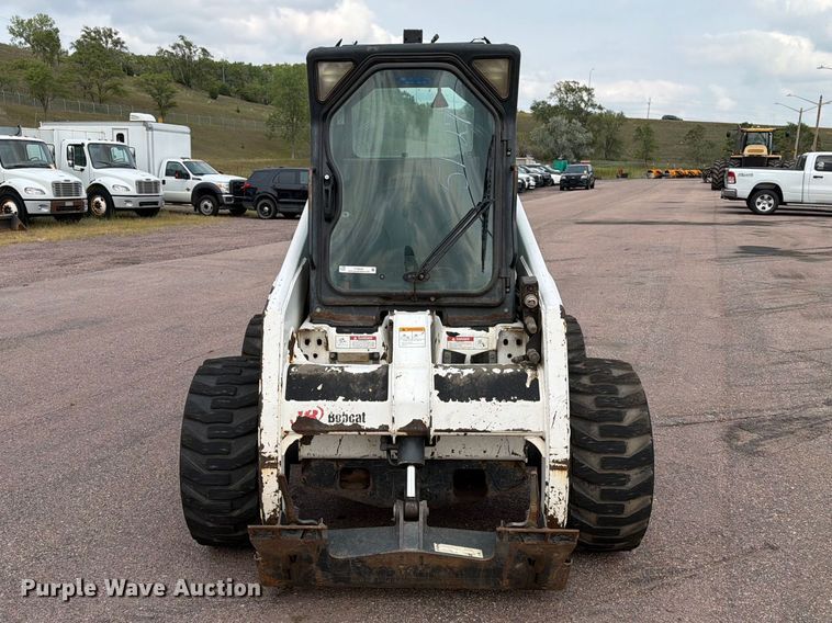 image for item FT6526 2001 Bobcat 863 skid steer loader