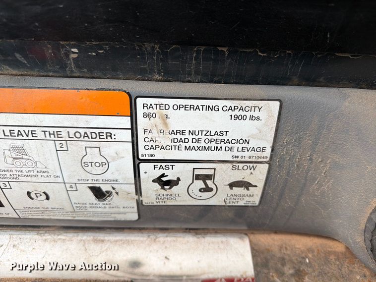 image for item FT6526 2001 Bobcat 863 skid steer loader