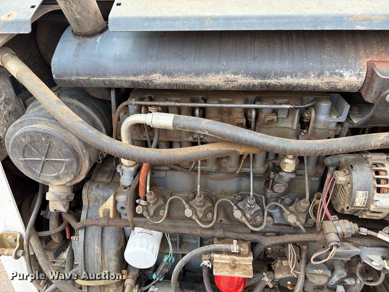 image for item FT6526 2001 Bobcat 863 skid steer loader