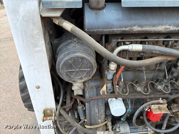 image for item FT6526 2001 Bobcat 863 skid steer loader