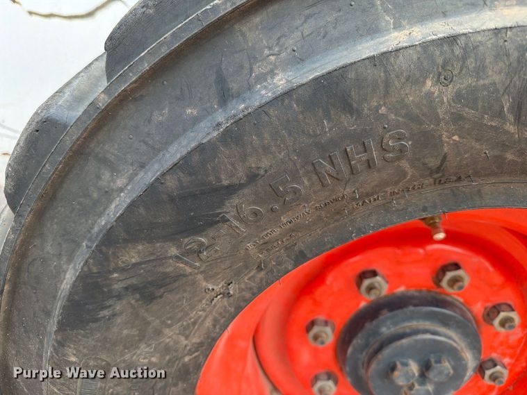 image for item FT6526 2001 Bobcat 863 skid steer loader