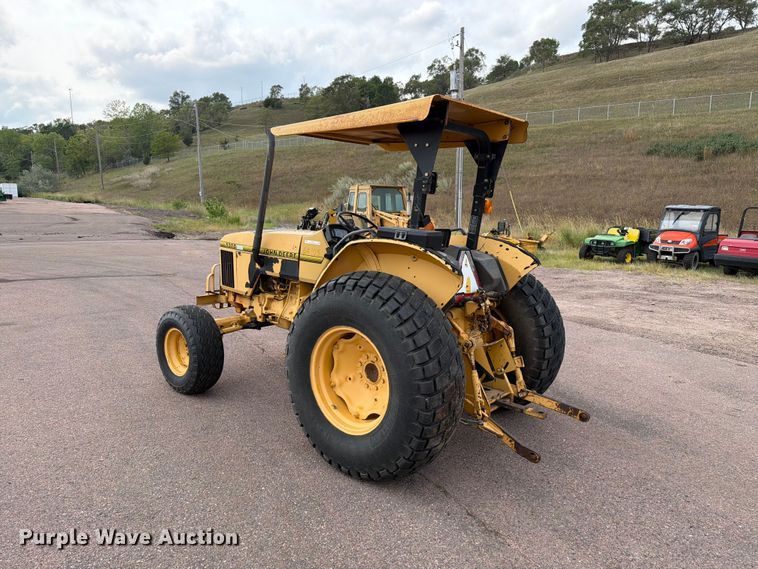image for item FT6527 1993 John Deere 5300 tractor