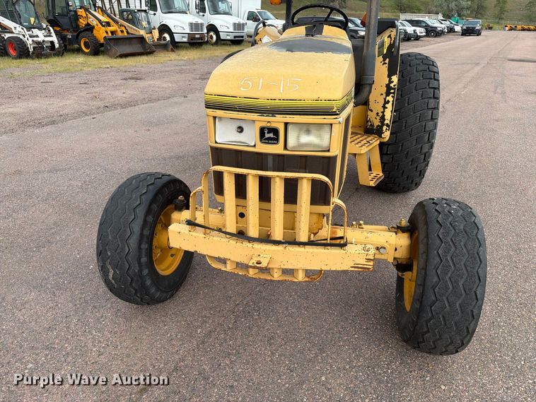 image for item FT6527 1993 John Deere 5300 tractor