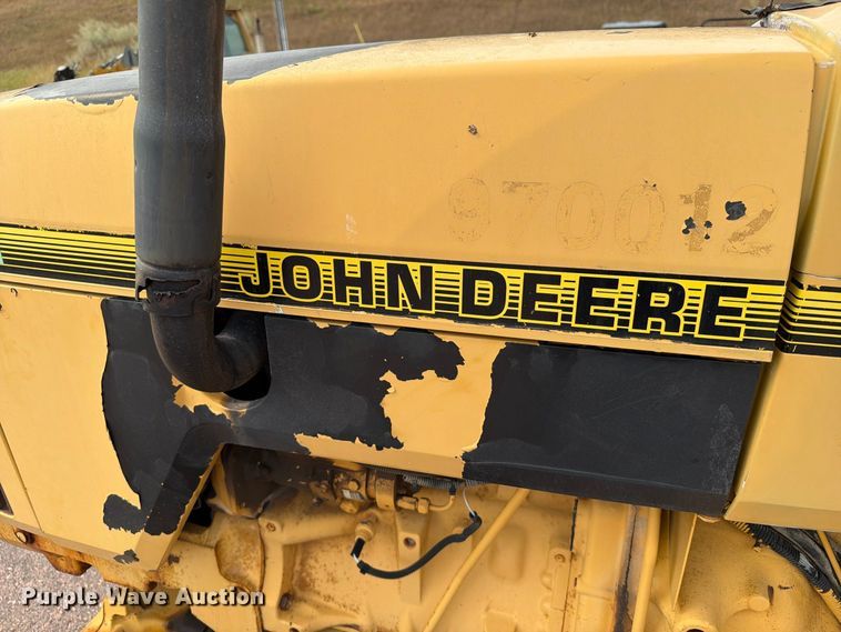 image for item FT6527 1993 John Deere 5300 tractor