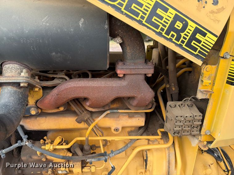 image for item FT6527 1993 John Deere 5300 tractor