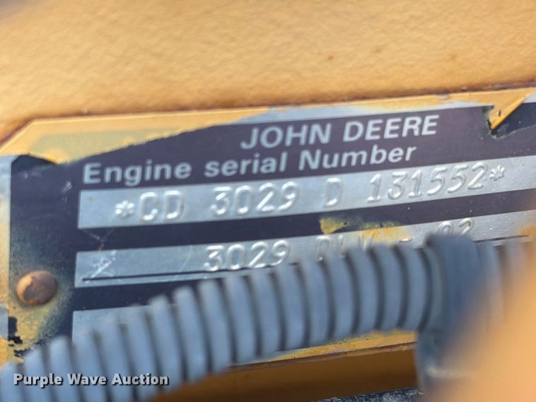 image for item FT6527 1993 John Deere 5300 tractor