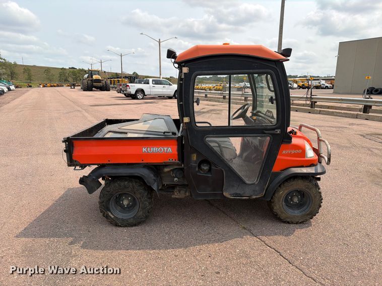 image for item FT6528 2010 Kubota RTV900 utility vehicle