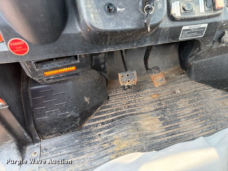 image for item FT6528 2010 Kubota RTV900 utility vehicle