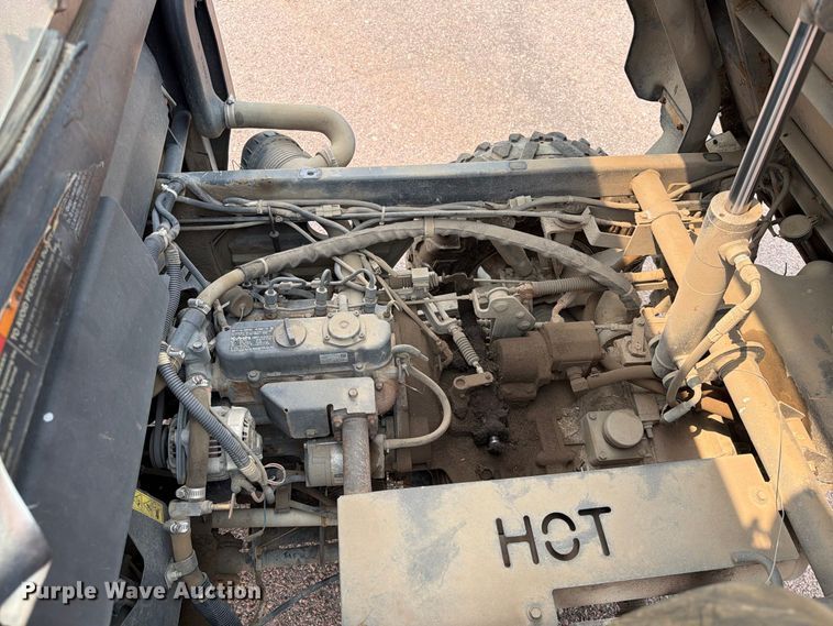 image for item FT6528 2010 Kubota RTV900 utility vehicle