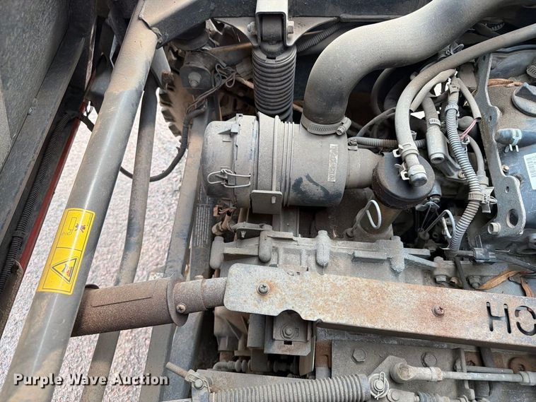 image for item FT6531 2010 Kubota RTV500 utility vehicle