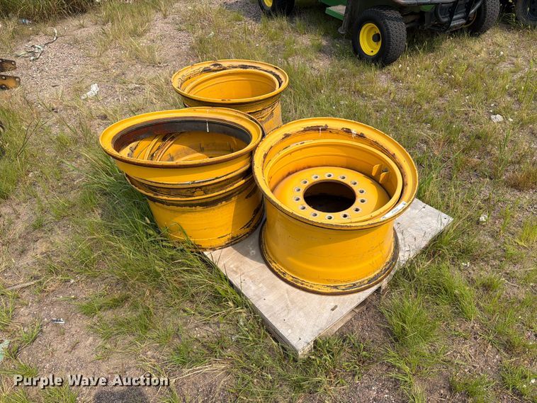 image for item FT6533 (3) wheels