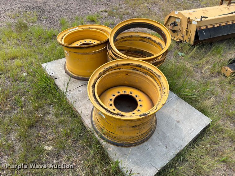 image for item FT6533 (3) wheels