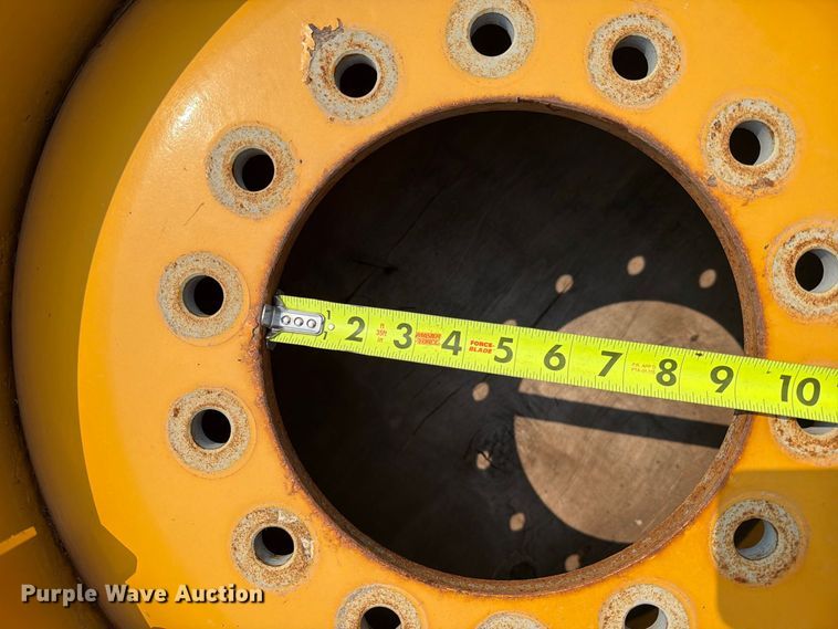 image for item FT6533 (3) wheels