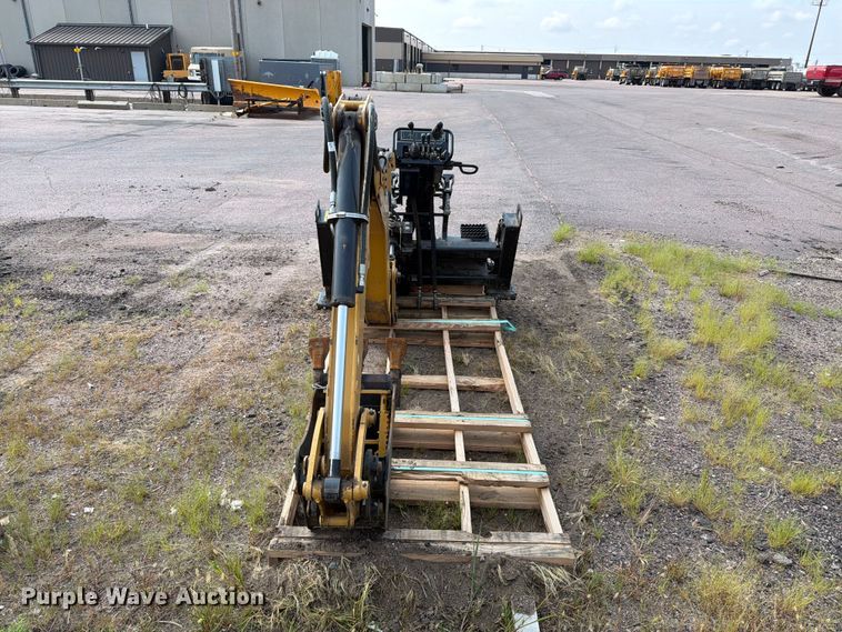 image for item FT6536 2013 Caterpillar BH150 skid steer backhoe